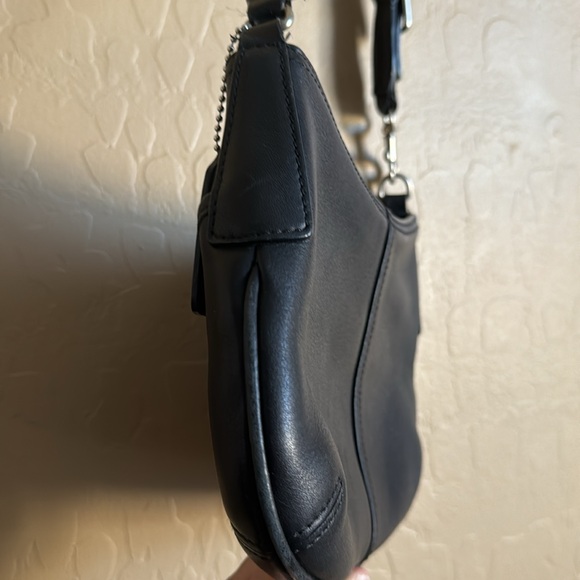 VINTAGE COACH SADDLE BAG black LIKE NEW CONDITION - Picture 6 of 16